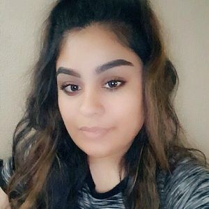 Meet your Posher, Lourdes